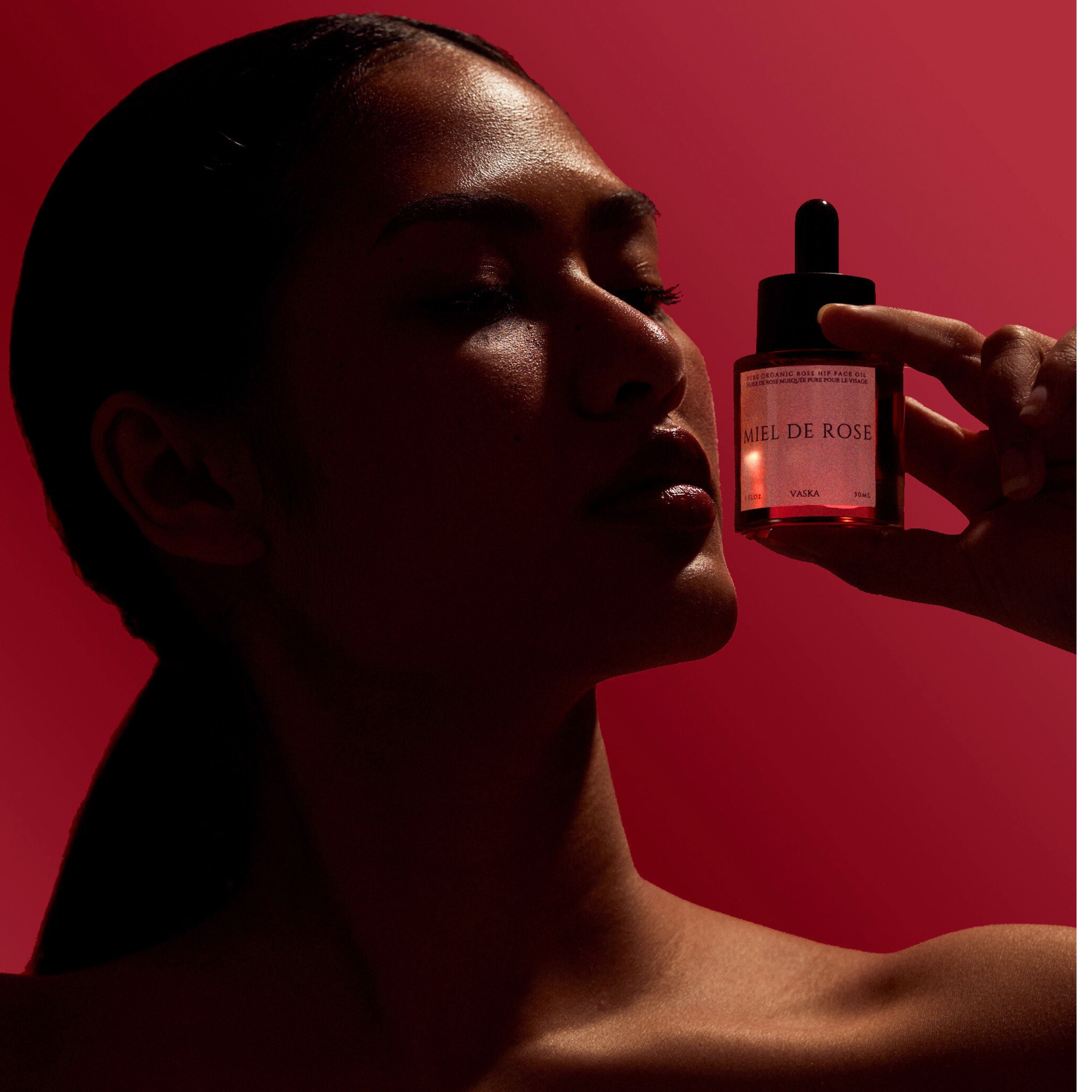 MIEL DE ROSE ROSE FRUIT SEED OIL