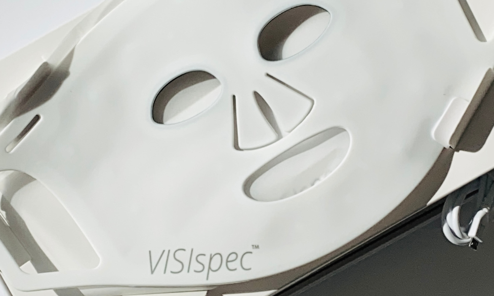 The VISISPEC Silicone LED Mask: Buy or Bye in times of Recession ?