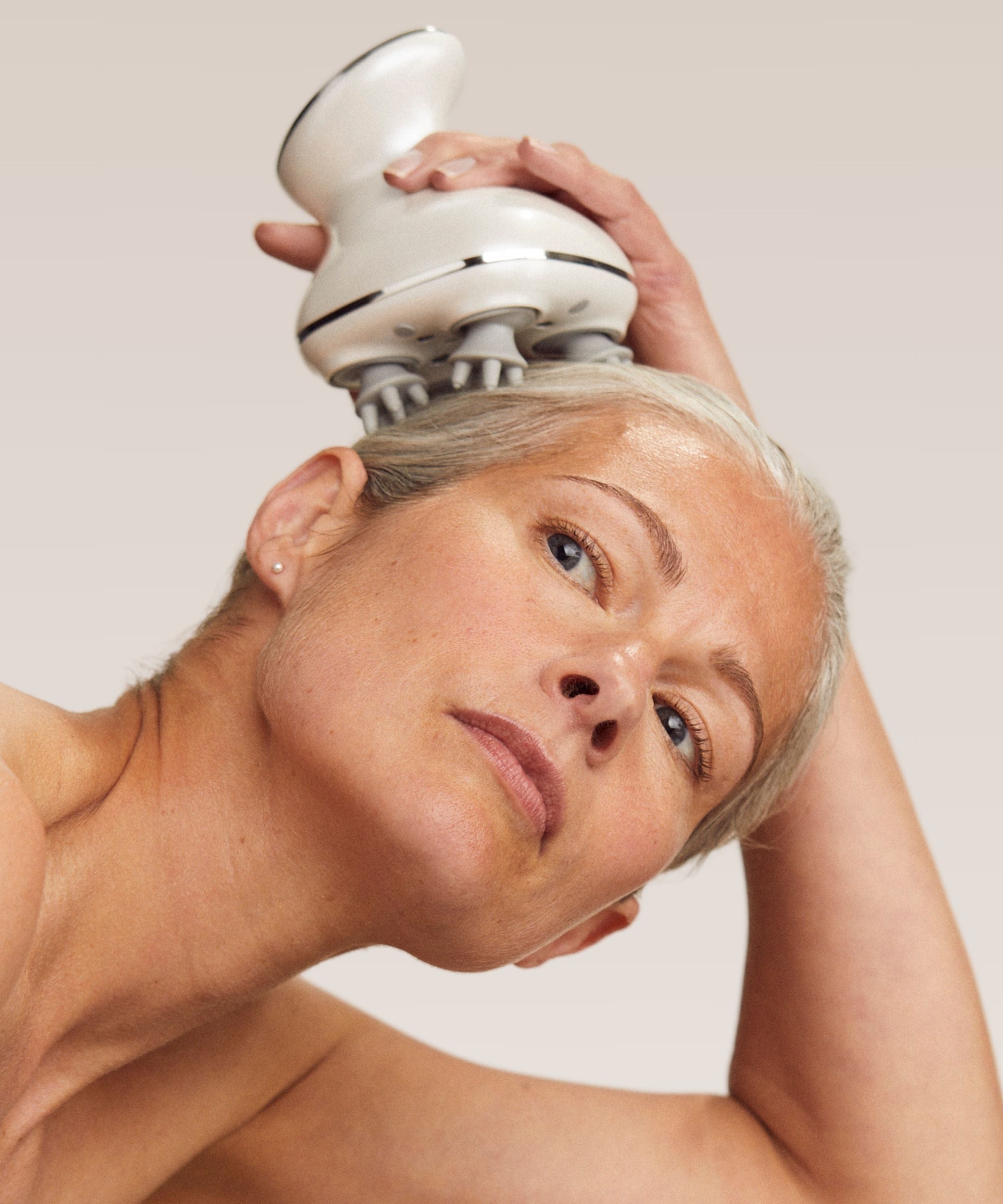 Cloud Nine Scalp Massager Supporting Density Cloud Nine Scalp Massager Supporting Density